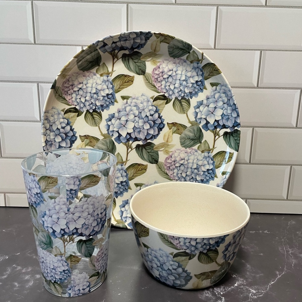 Last One! Posh Peanut Floral Dinnerware Set Hydrangea Print